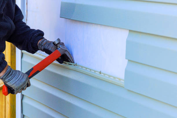 Reliable Emergency Siding Repair contractor in Franklin, NC by Creative Siding